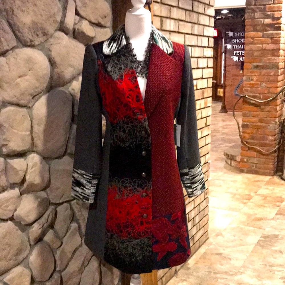 NWT San Francisco Palila Red Black Multi Dress